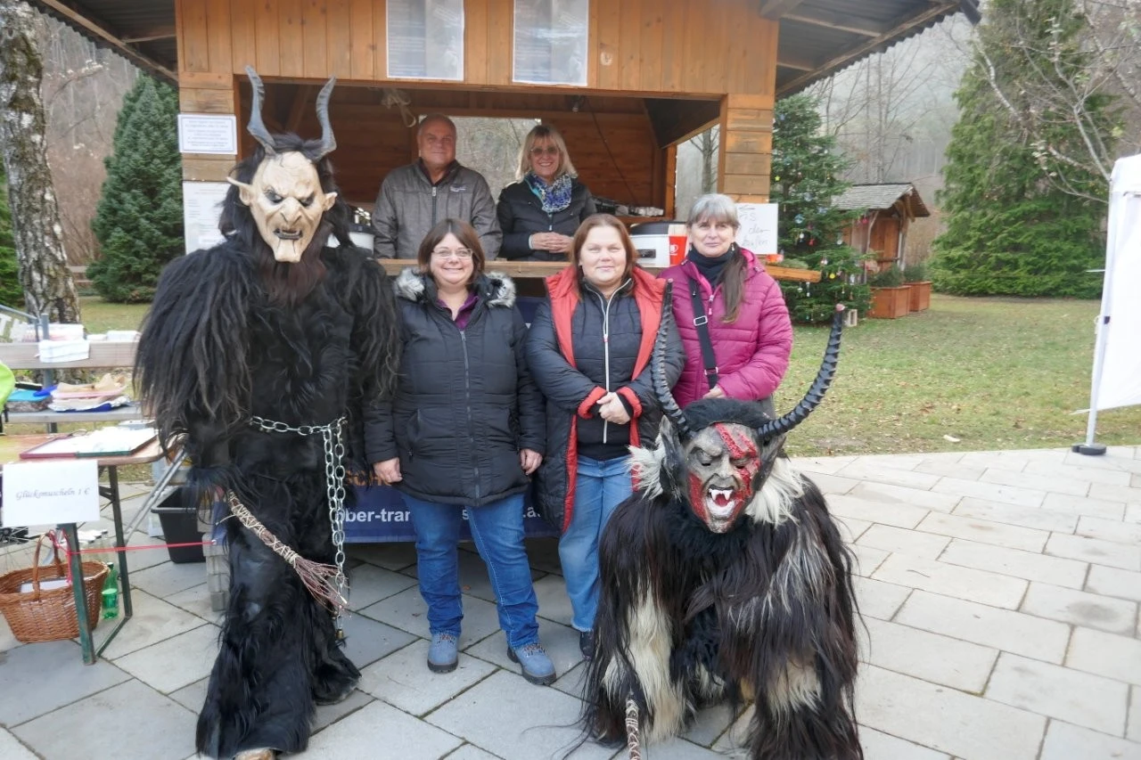 Kinderfreunde Adventfenster