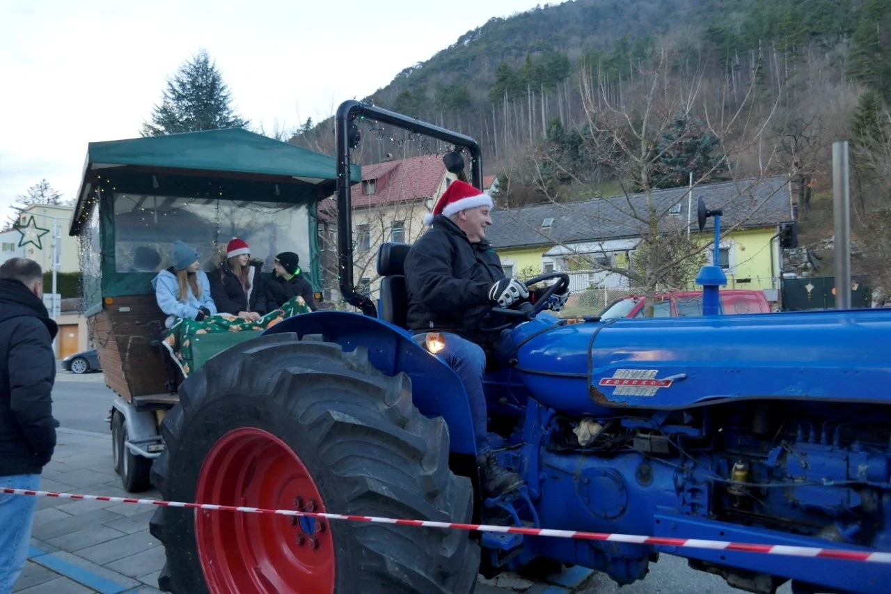Kinderfreunde Adventfenster